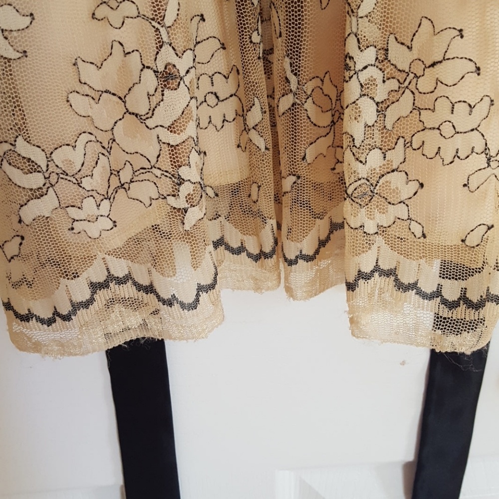Dress - Picture 3 of 3
